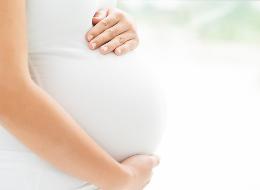 Zmniejszenie ryzyka przedwczesnego porodu dzięki prostemu badaniu szyjki macicy