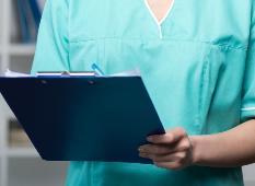 Jednoosobowe obsady pielęgniarskie i położnicze – sprzeciw NRPiP