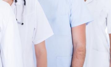 Komunikat MZ dotyczący szczepień personelu medycznego i niemedycznego przeciw COVID–19 w szpitalach węzłowych