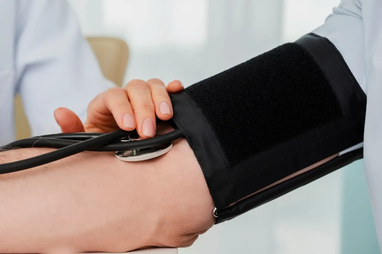 Słaby puls przyczyna: 10 niebezpiecznych problemów zdrowotnych