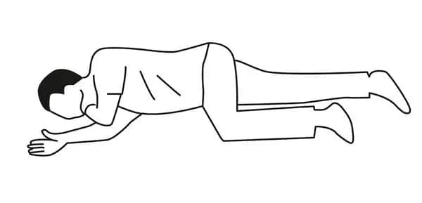 Jak zrobić pozycję boczną bezpieczną, by uratować życie poszkodowanego