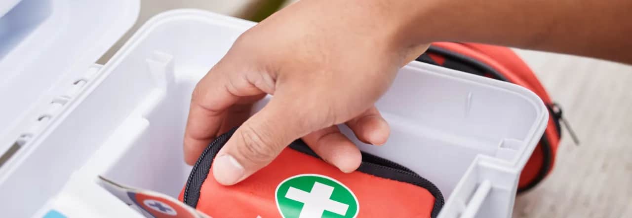 Co powinna zawierać apteczka pierwszej pomocy, aby być gotowym na wypadki?