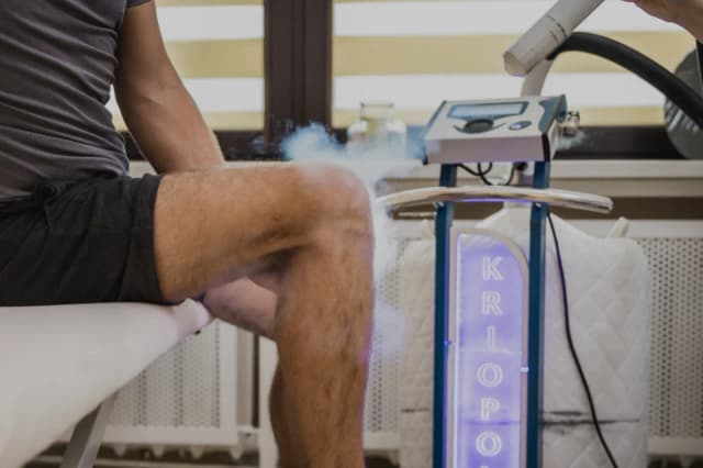 Ile kosztuje rehabilitacja kolana? Ceny, które mogą Cię zaskoczyć