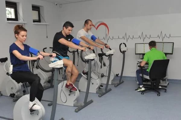 Ile trwa rehabilitacja kardiologiczna? Co musisz wiedzieć o czasie trwania