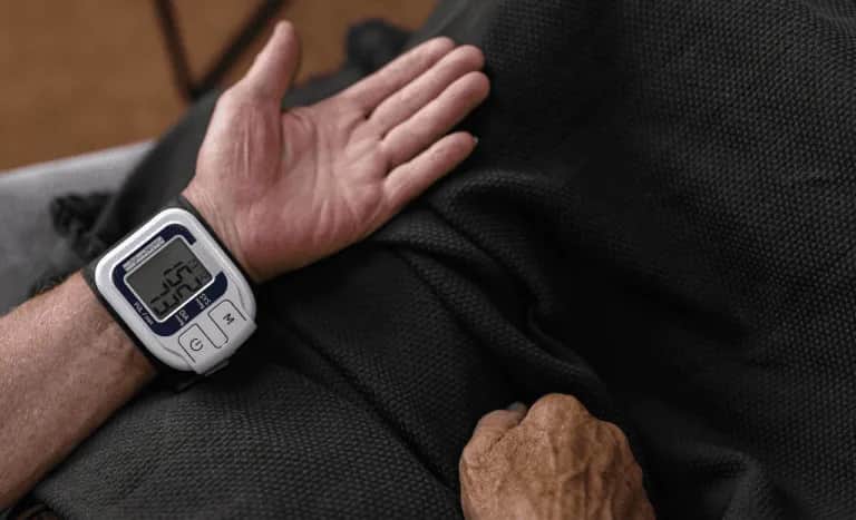 Czy leki na nadciśnienie szkodzą? Poznaj skutki uboczne i ryzyka